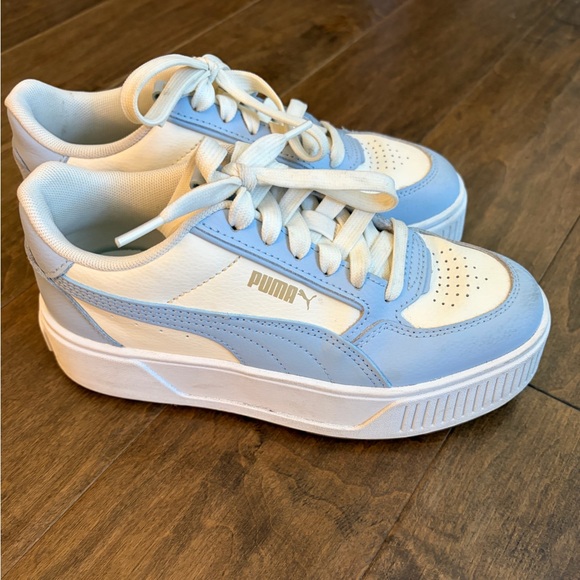 Puma Women's Sneakers in Cream and Light Blue - Picture 3 of 7